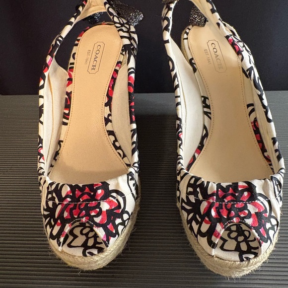 Coach shoes - Picture 3 of 5